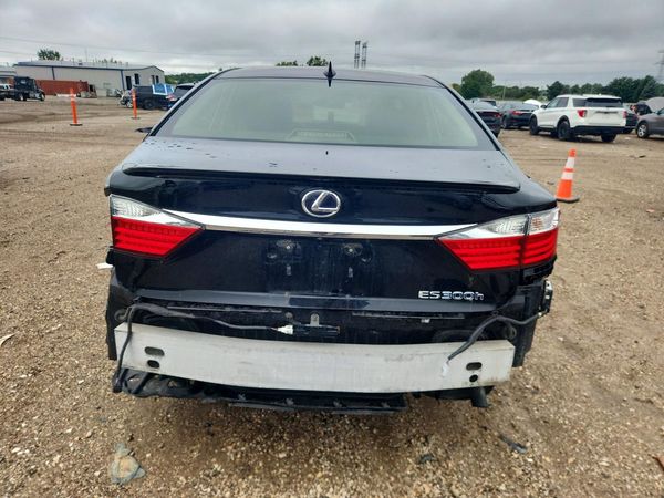 2015 LEXUS ES 300h — PSRS