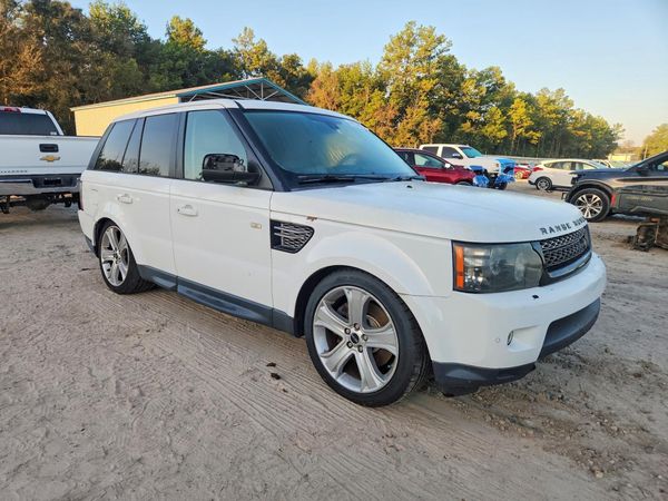 2012 LAND ROVER RANGEROVER HSE LUX — Passenger 3/4