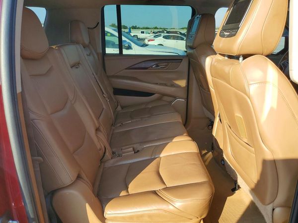 2015 CADILLAC ESCALADE ESV Platinum