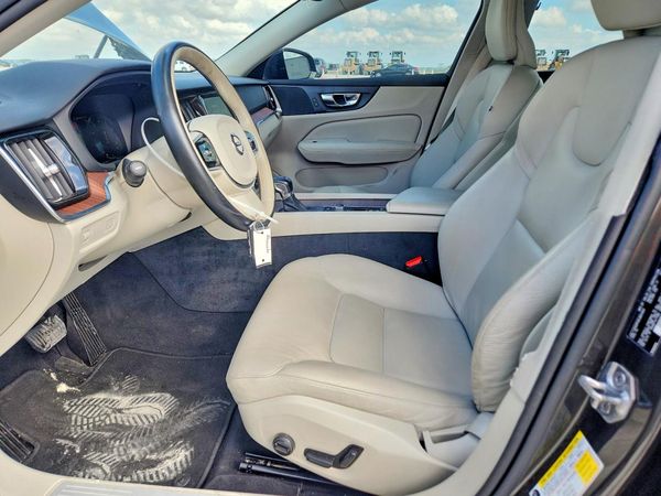 2020 VOLVO S60 — DENT