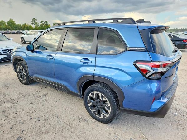 2025 SUBARU FORESTER