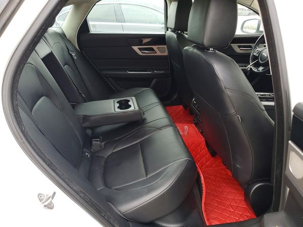 2017 JAGUAR XF Premium