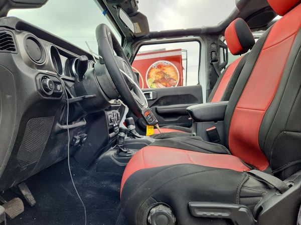 2023 JEEP WRANGLER