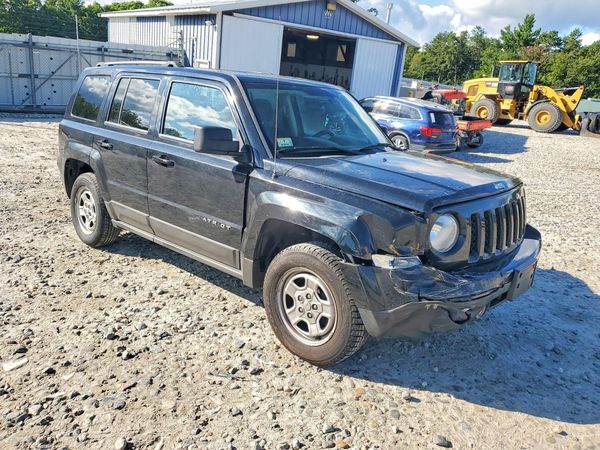 2015 JEEP PATRIOT Sport — Passenger 3/4