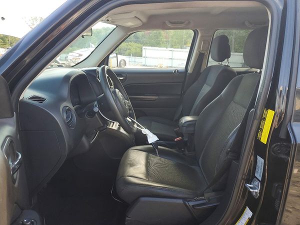 2015 JEEP PATRIOT Sport — DENT