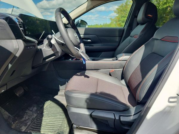 2026 NISSAN KICKS — DENT