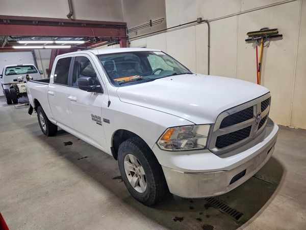 2020 RAM 1500 SLT — Passenger 3/4