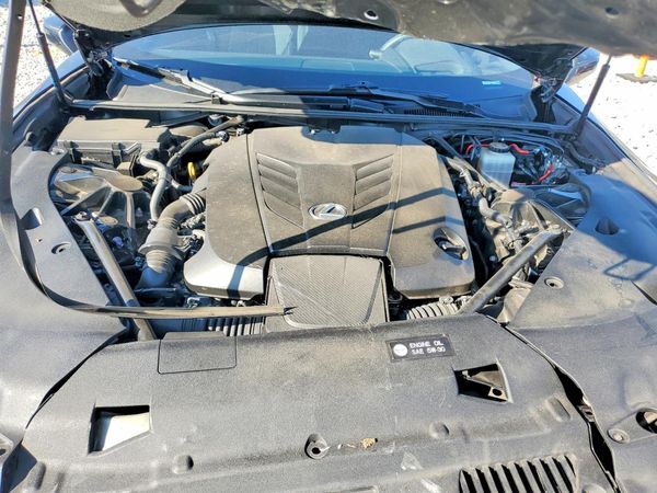 2019 LEXUS LC — Engine bay