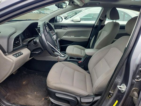 2019 HYUNDAI ELANTRA — DENT
