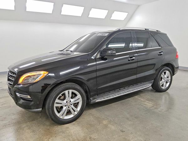 2013 MERCEDES-BENZ ML — DSFA — Front 3/4