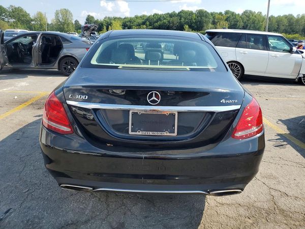 2015 MERCEDES-BENZ C-CLASS 4-MATIC