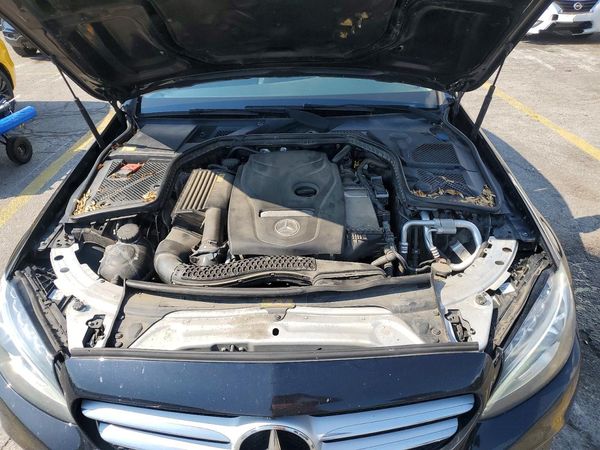 2015 MERCEDES-BENZ C-CLASS 4-MATIC