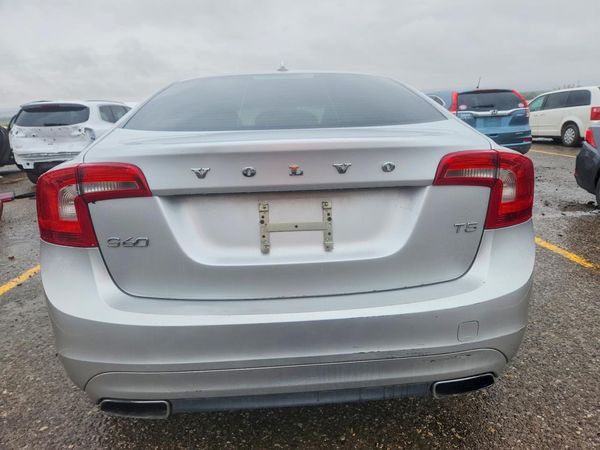2014 VOLVO S60 — DIRR