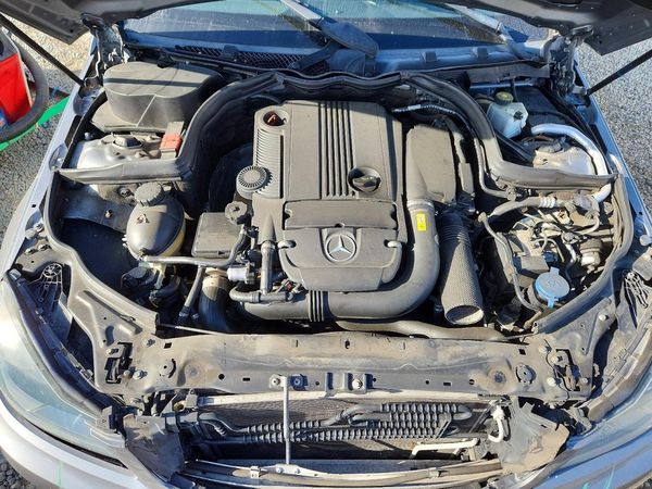 2012 MERCEDES-BENZ C C250 — Engine bay