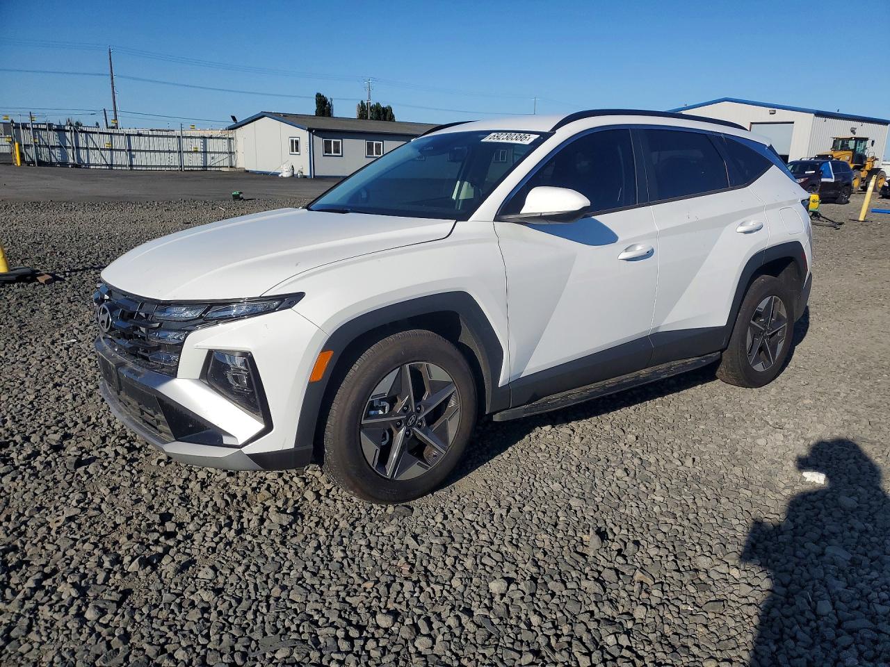2026 HYUNDAI TUCSON SEL, SEL Plus — Front 3/4