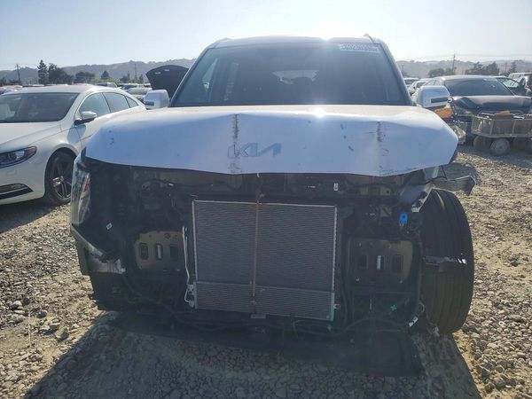 2025 KIA EV9 Wind