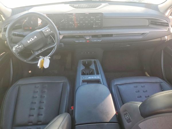 2025 KIA EV9 Wind