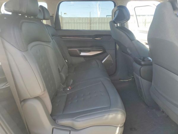 2025 KIA EV9 Wind