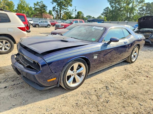 2013 DODGE CHALLENGER — Front 3/4