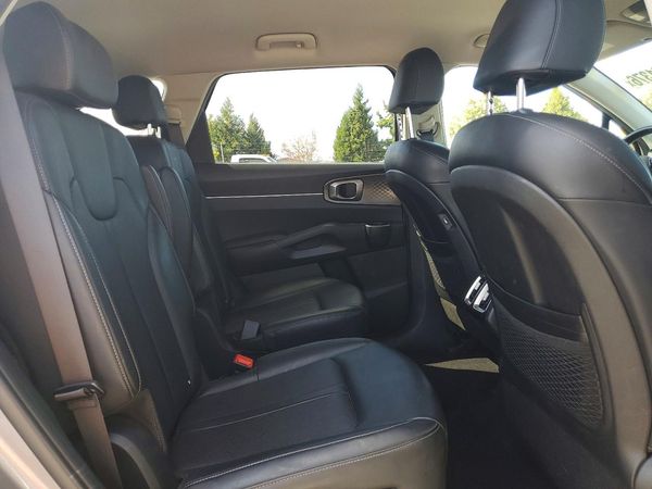 2023 KIA SORENTO EX
