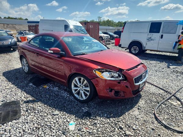 2012 VOLVO C70