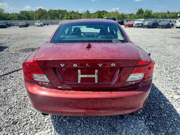 2012 VOLVO C70