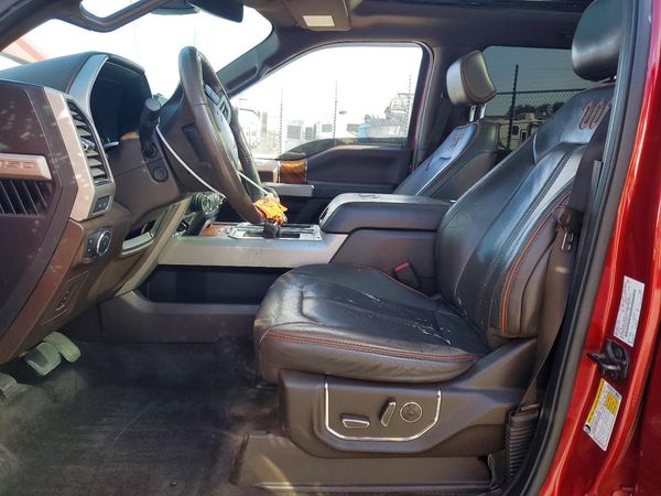 2017 FORD F150 SuperCrew — DENT