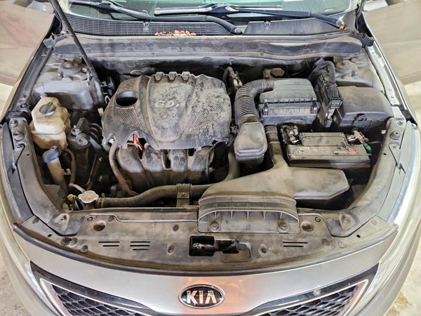 2015 KIA OPTIMA — Engine bay