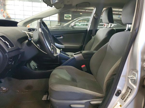 2012 TOYOTA PRIUS — DENT