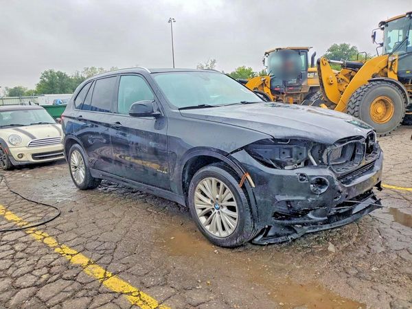 2016 BMW X5 — Passenger 3/4