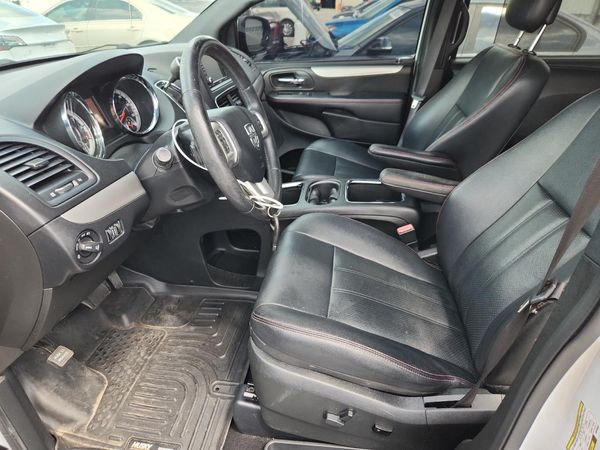 2017 DODGE GRAND CARAVAN GT