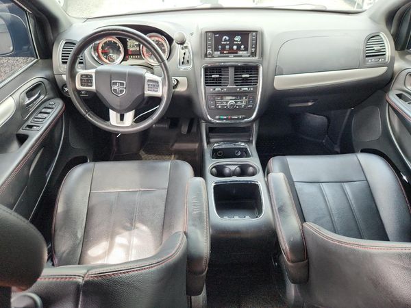 2017 DODGE GRAND CARAVAN GT