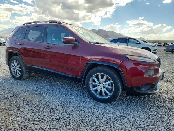 2018 JEEP CHEROKEE — Passenger 3/4