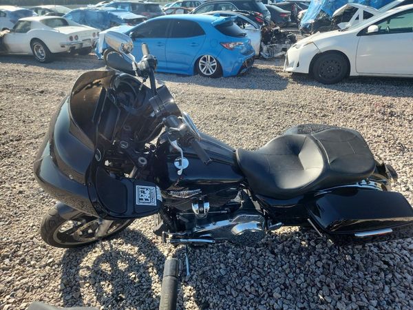 2019 HARLEY-DAVIDSON FL — LSDT
