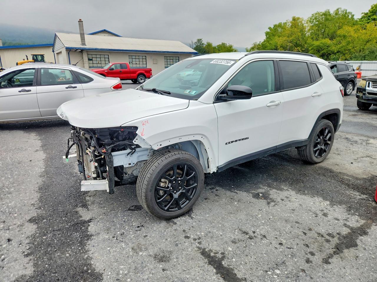 2022 JEEP COMPASS — Front 3/4
