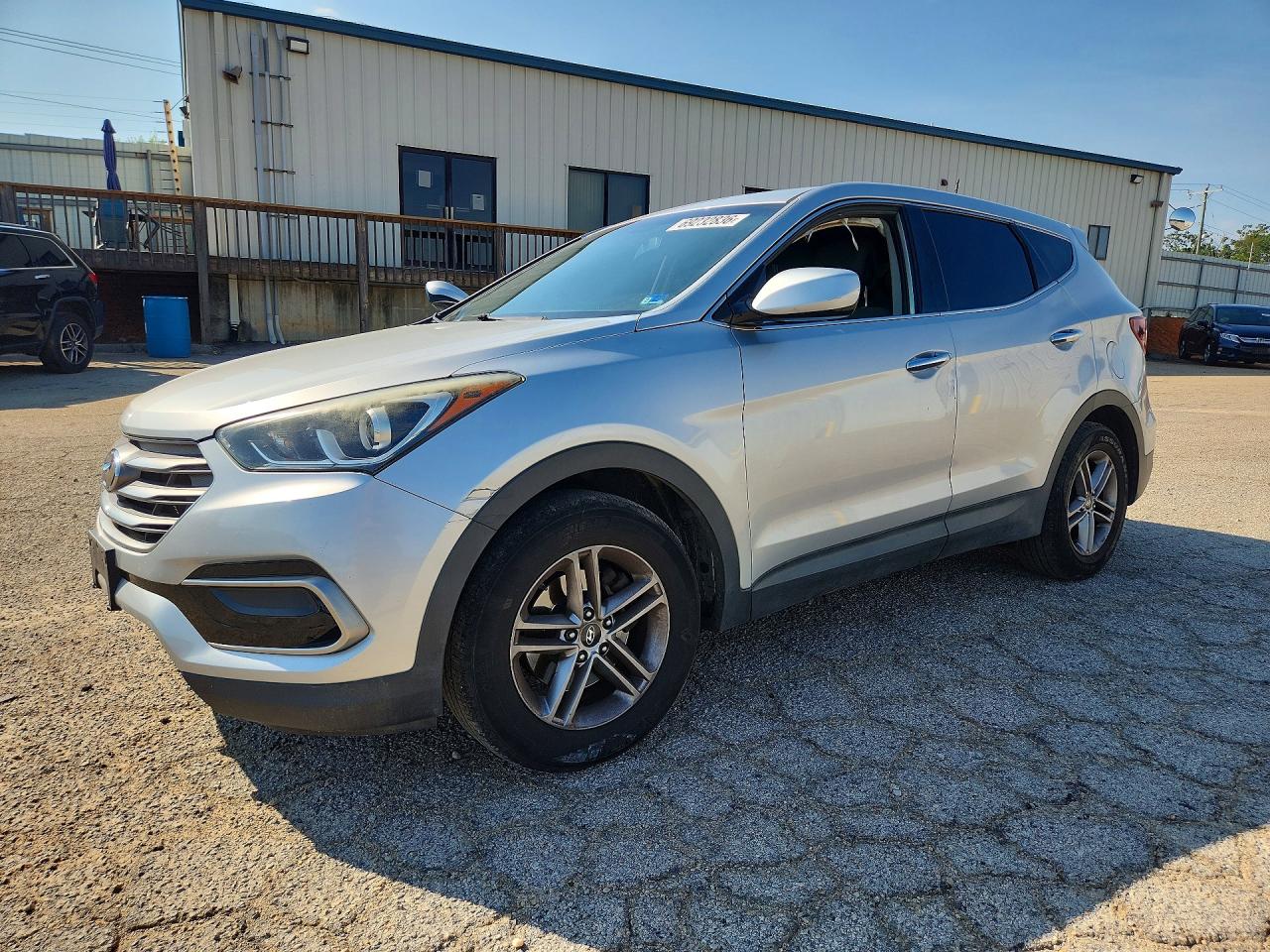 2017 HYUNDAI SANTA FE — Front 3/4