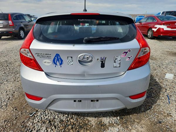 2012 HYUNDAI ACCENT GLS (Middle grade)