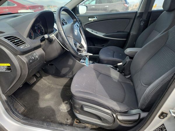 2012 HYUNDAI ACCENT GLS (Middle grade)