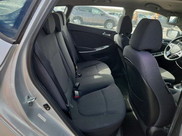 2012 HYUNDAI ACCENT GLS (Middle grade)