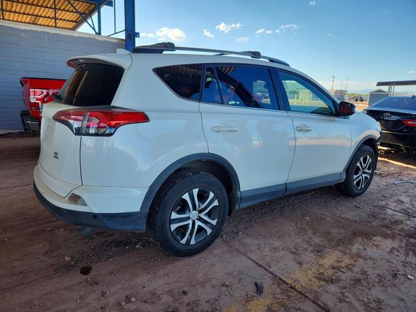 2018 TOYOTA RAV4 LE — PSRA