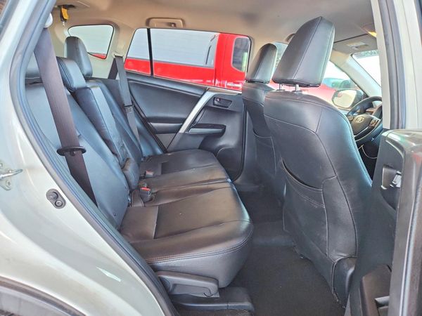 2018 TOYOTA RAV4 LE — PSRS