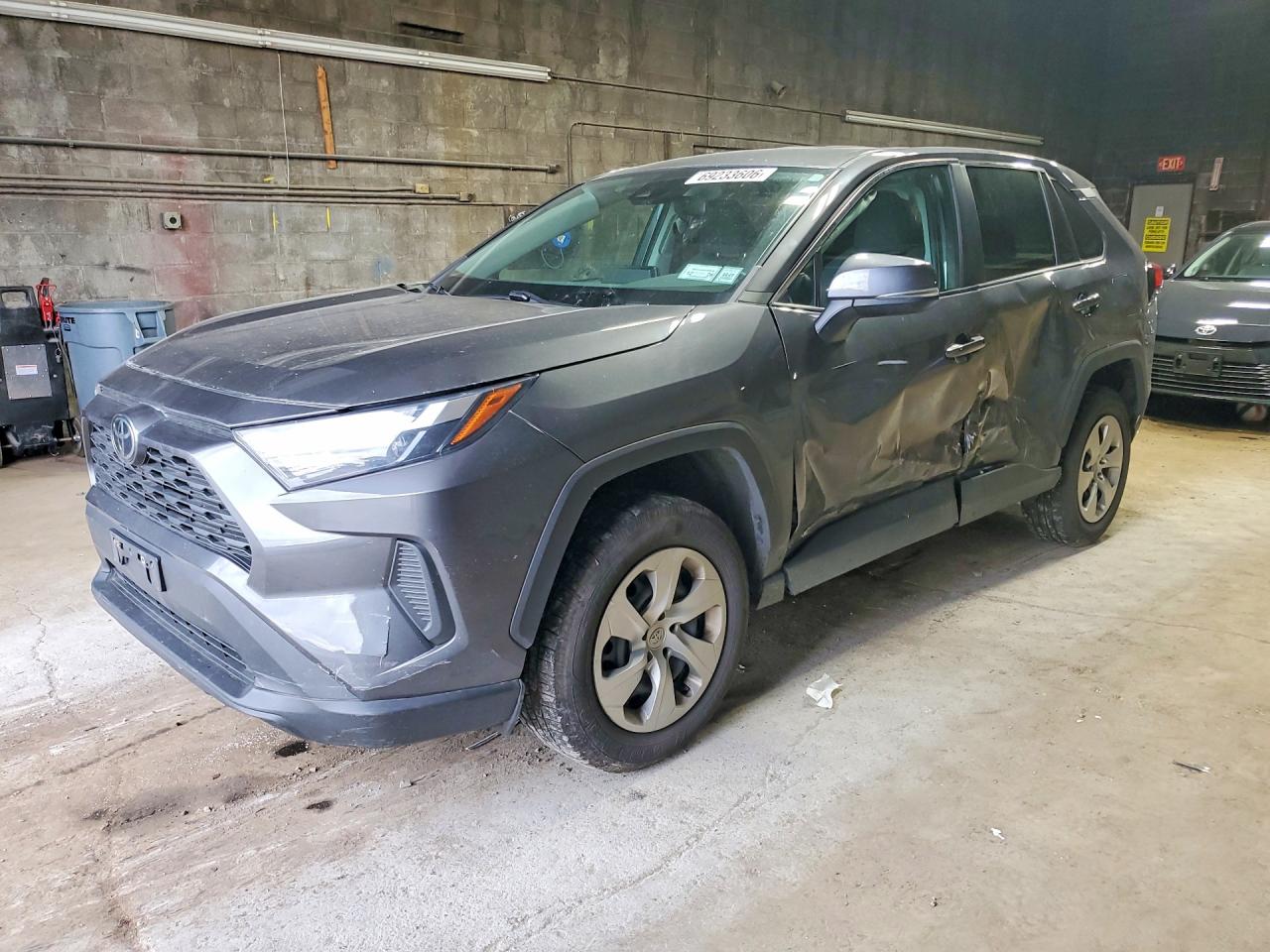 2023 TOYOTA RAV4 — Front 3/4