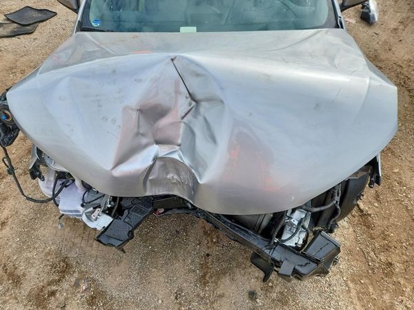2017 TOYOTA CAMRY LE/SE/XLE/XSE — Engine bay