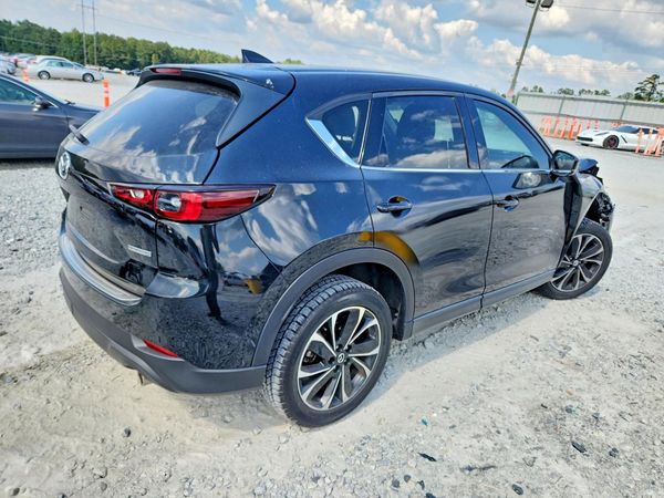 2022 MAZDA CX-5 Premium Package