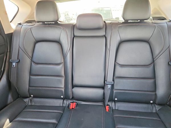 2022 MAZDA CX-5 Premium Package