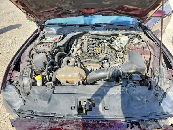 2018 FORD MUSTANG — Engine bay