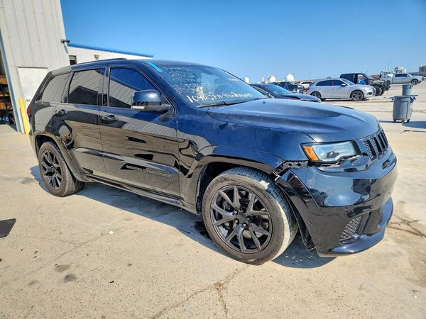 2021 JEEP GRAND CHEROKEE Trackhawk — Passenger 3/4