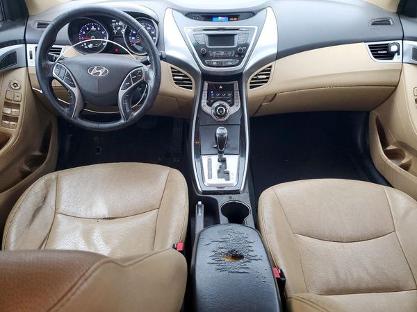 2013 HYUNDAI ELANTRA — CKPT