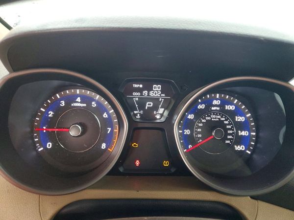 2013 HYUNDAI ELANTRA — ODOM