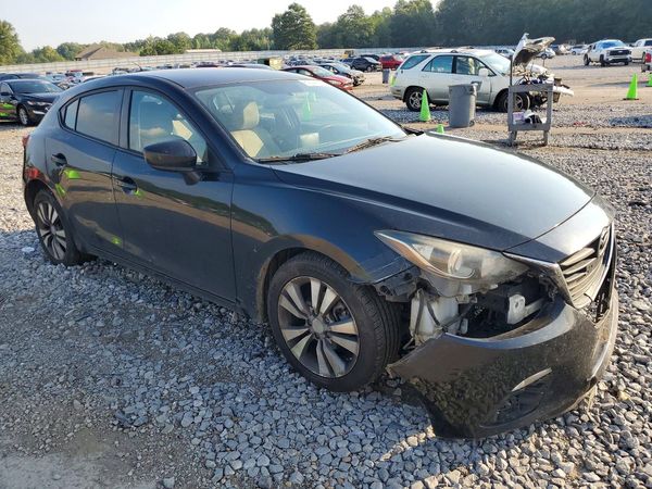 2016 MAZDA 3 SV/Base — Passenger 3/4